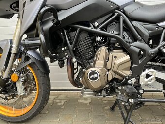 QJ motor SRT 700X - 19