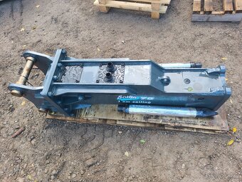 Hydraulické kladivo 6-9t - 19