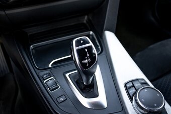 BMW Rad 3 330d xDrive M Sport A/T - 19