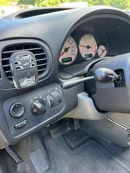 CHRYSLER GRAND VOYAGER 2,8 crd AUTOMAT - 19