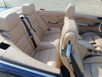 BMW 323CI - 19