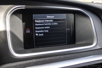 Volvo V40 D4 2.0L Drive-E Momentum - 19