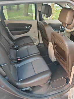 Grand Scenic, 2.0dCi, 110kW, 12/2009, 182 000 km, původ ČR - 19