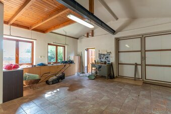 Prodej rodinného domu 290 m² - Komořany, okr. Vyškov - 19