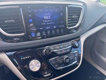 Chrysler Pacifica 3,6 DVD LIMITED ADAPT 8 míst 2017 - 19