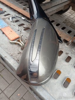 MERCEDES BENZ E COUPE C207 RV 2010 ZRCÁTKO PRAVÉ I LEVÉ - 19