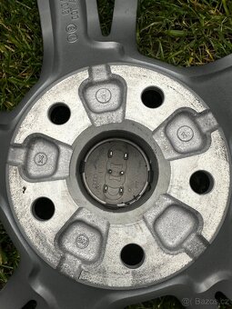 4x originální alu kola Audi Sport + pneu Bridgestone - 19
