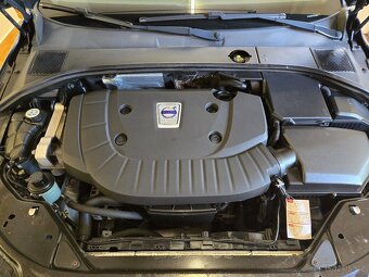 Volvo V70 2,0D4 120kW 5-tivalec 134000km - 19