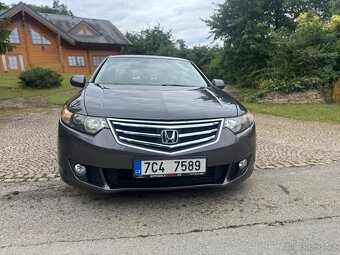 Honda Accord 2.2 i-DTEC (8. generace) – Perfektní stav - 19