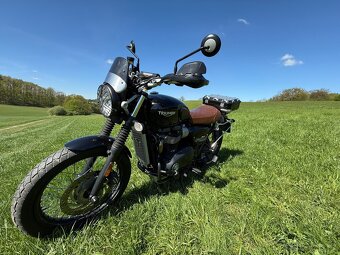 Exkluzivní Triumph Street Scrambler 900 - 19
