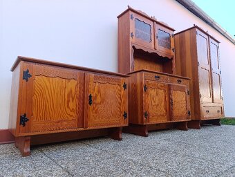 Selský set, stará izba, komoda, kredenc, skříň - 19
