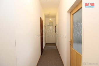 Pronájem bytu 4+1, 140 m², Praha 10, ul. U hráze - 19