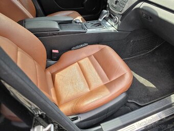 Mercedes-Benz Třídy C 320CDI Panorama Harman&Kardon - 19
