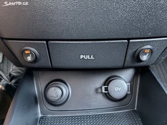 Hyundai i30, 1,6CRDi 85kW 2.maj. STK 09/2027 - 19