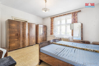 Prodej rodinného domu, 250 m², Chlumec, ul. Stradovská - 19