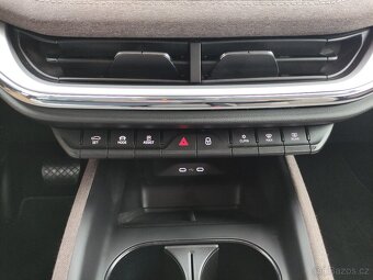 Škoda Enyaq iV 60 EDITION MATRIX LED KAMERA - 19