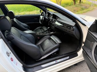 BMW 330D E92 COUPE - M-PAKET - 19