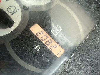 Komatsu PC26MR-3 - 19