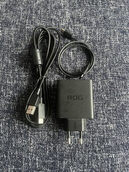 Telefon Asus ROG Phone 6 + komplet herní příslušenství. - 19