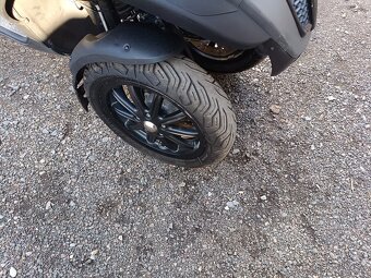 Piaggio mp3 500 LT Cz doklady v ceně - 19