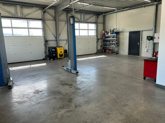 Stavební komerční pozemek 3000m2, novostavba haly u Brna D1 - 19