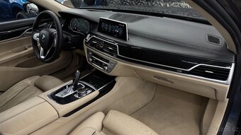 BMW 740d xDrive,G11,M paket,ČR,TOP STAV,aktivní výfuk - 19