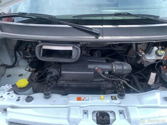 FORD TRANSIT 2,2 TDCi 74 kW 280 SWB KOMBI 6MÍST - 19