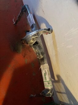 32000 km  Octavia III 1,6 tdi 85 kw 2019 stav nového vozu - 19