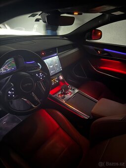 Jaguar XF Sportbrake 2,0 diesel R design - 19