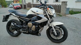 Yamaha XJ6 - 19