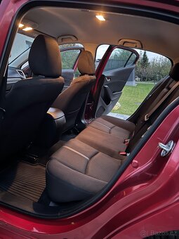 Mazda 3 1.5i 74 kW r. 2017 – servisní kniha, zimní + letní k - 19