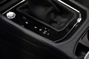 VW Touran Highline TDI 110kW DSG 7-míst - záruka Autodraft - 19