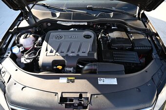 Volkswagen Passat 2.0TDI 130KW Highline 9/2013 - 19