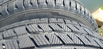 PRODÁM MOC PĚKNOU ZIMNÍ SADU NA FORD TRANSIT R16 - 19