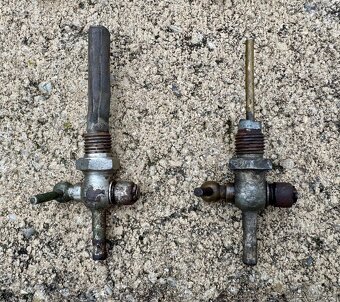 Jawa pérák, kyvacka, Ogar, CZ, Manet - paliváky - 19