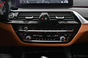 BMW Řada 5 3,0 530d 210 kW Steptronic - 19