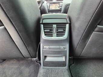 ŠKODA Octavia RS Challenge 2.0TDI 135kW DSG Combi 2016 ČR - 19