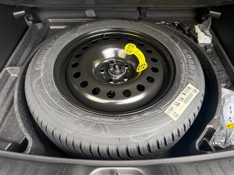 Jeep COMPASS NIGHT EAGLE 1.5 e-Hybrid ZÁRUKA 2028 - 19