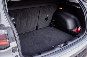 Jeep Compass 1.5 e-Hybrid Night Eagle II / NELAKOVANÉ - 19