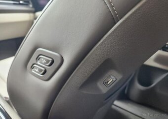 Kia Carnival 2.2-7míst-SIGNATURE - 19