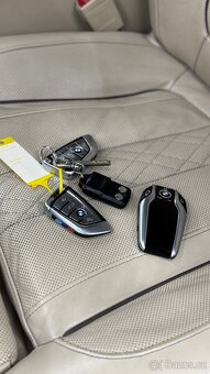 BMW 740d xDrive,G11,M paket,ČR,TOP STAV,aktivní výfuk ON/OFF - 19