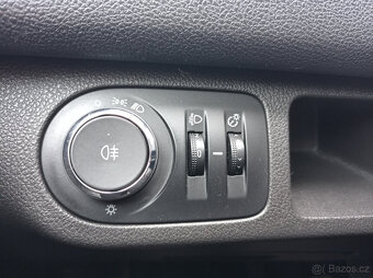 Opel Meriva 1.4i 74kW Klima/Tempomat - 19