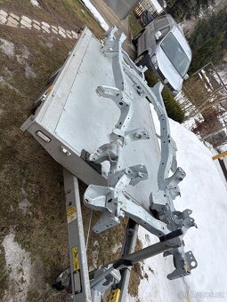 Rám - Rámy na Navara D22 / D40 / Hilux / L200 - 19