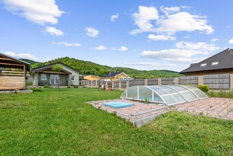 Prodej rodinného domu 94 m2, pozemek 1.027 m2 - 19