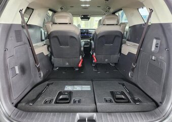 Kia Carnival 2.2-NOVÝ MODEL-7míst - 19