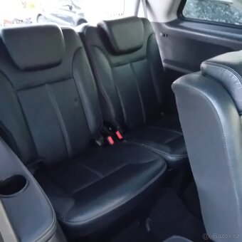 Mercedes GL 350 CDI, 7 míst, r.v. 2011 - 19