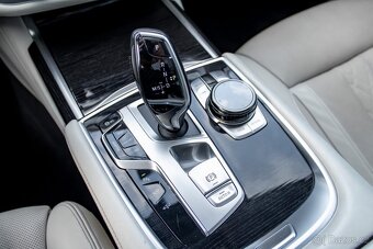 BMW Rad 7 740Ld xDrive A/T/ ODPOČET DPH/ - 19