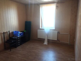 Prodám velký dům původně bytový - 19