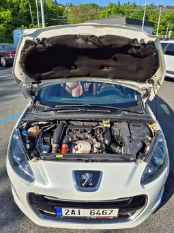 Peugeot 308CC 1.6 16V 115 kW - benzín - kabriolet - 19