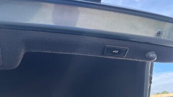 Škoda Superb, 2.0 TDI 110KW, RV 6/2016 - 19